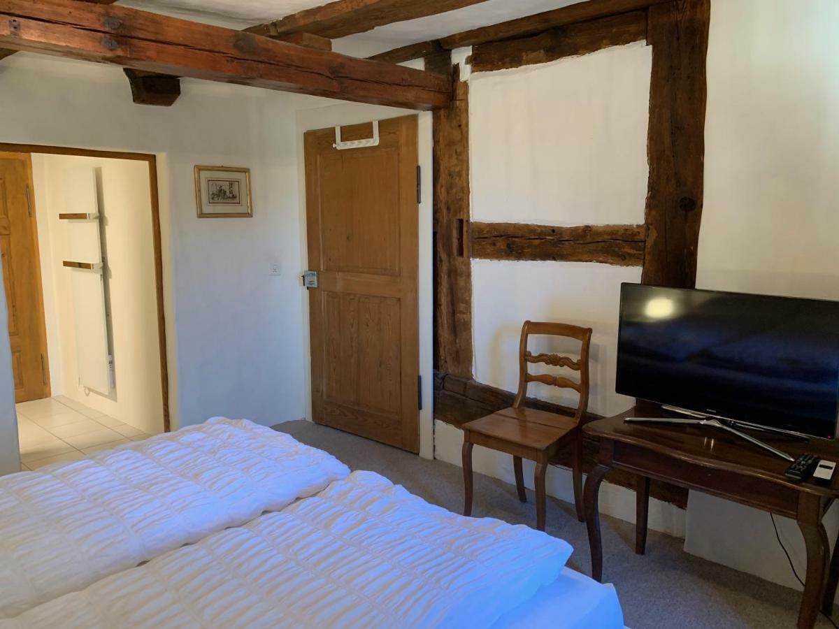 Guesthouse Les Mignardises Laufen-Uhwiesen Eksteriør billede